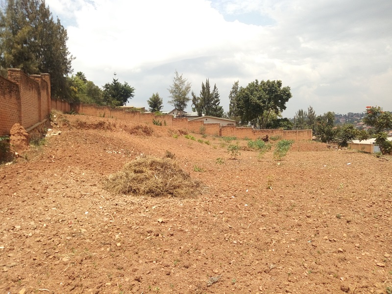 A BIG RESIDENTIAL PLOT FOR SALE AT REMERA